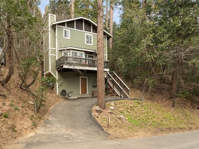 House for sale in Skyland, Crestline
