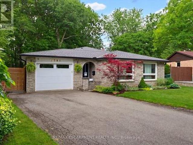 House for sale in Burlington, Ontario