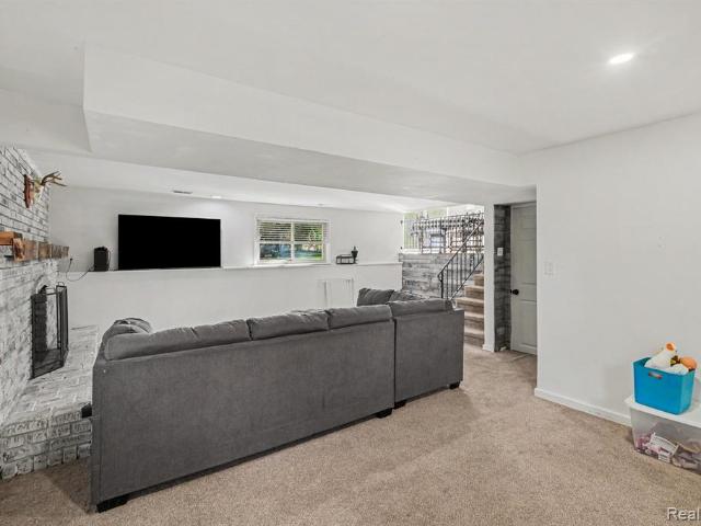 House for sale in Fenton, Genesee County