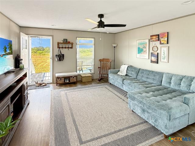 House for sale in Flatonia, Fayette County