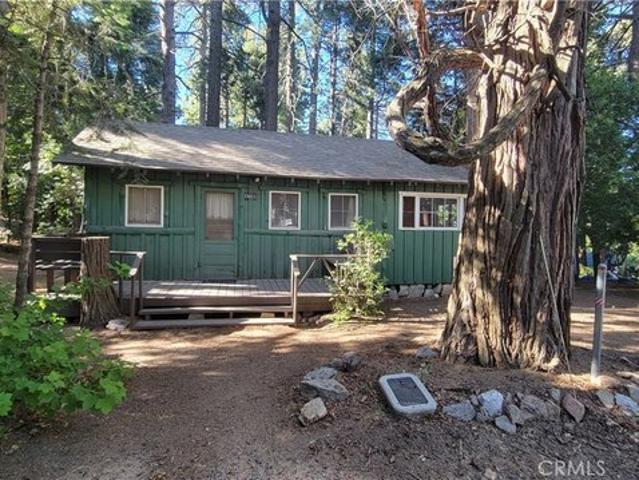 House for sale in Cedarpines Park, California