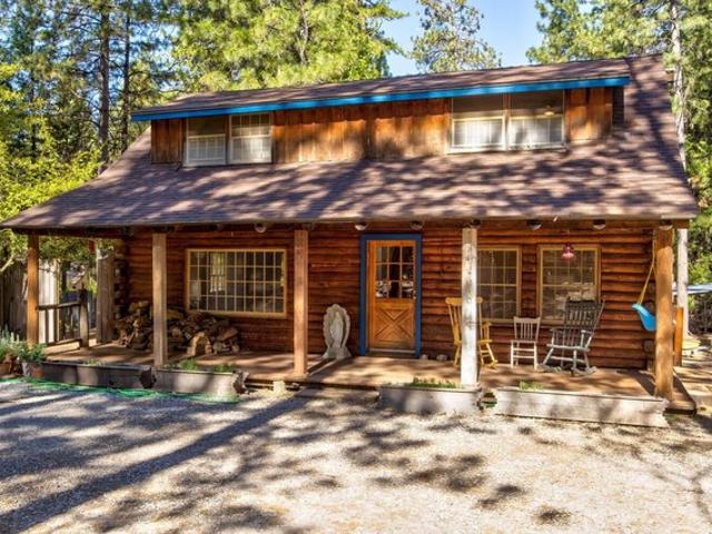 House for sale in Pine Grove, California
