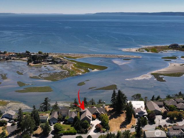 House for sale in Langley, Washington
