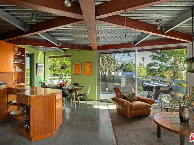 House for sale in Los Angeles, Los Angeles County
