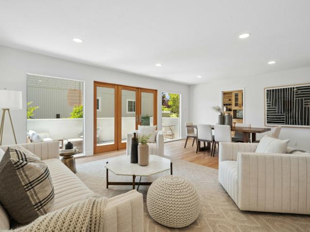 Condo for sale in Menlo Park