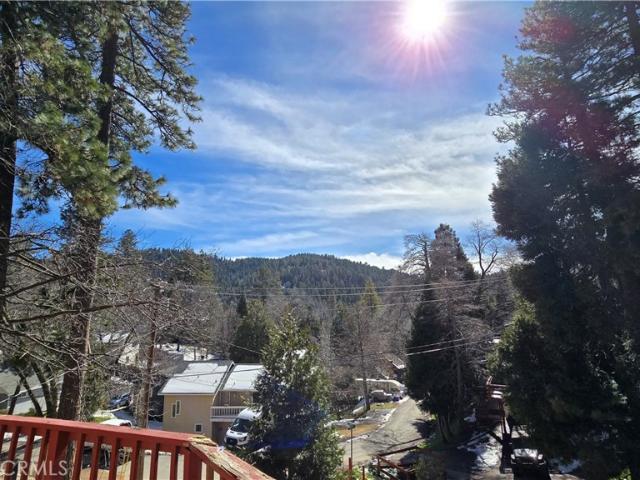House for sale in Cedarpines Park, California