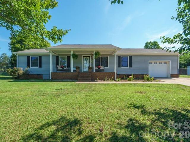 House for sale in Catawba, North Carolina