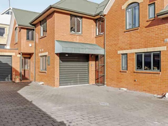 House for rent in Heathcote, Canterbury