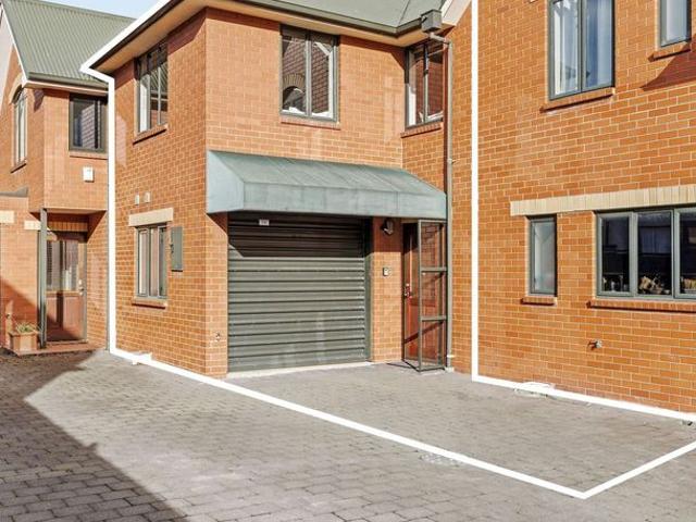 House for rent in Christchurch Central, Linwood-Central-Heathcote Community