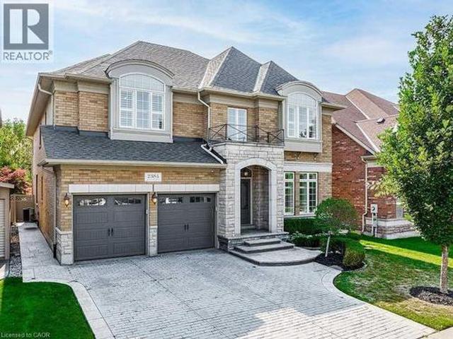 House for sale in Oakville, Ontario