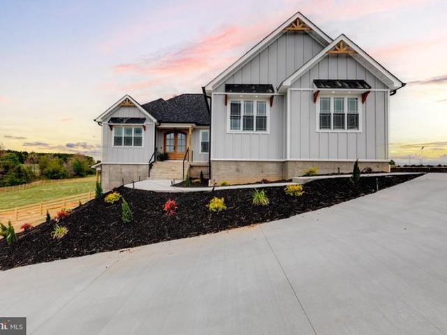 House for sale in Virginia