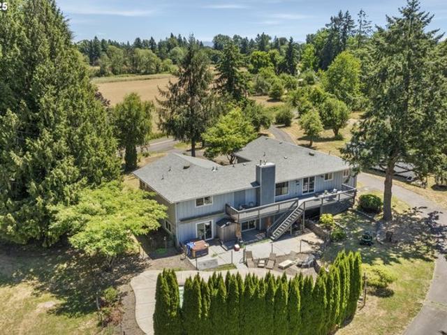 House for sale in Oregonia