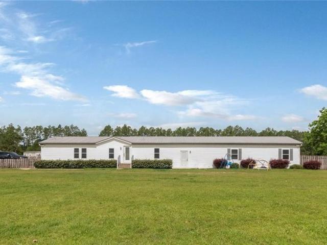 House for sale in Robertsdale, Alabama