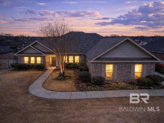 House for sale in Daphne, Alabama