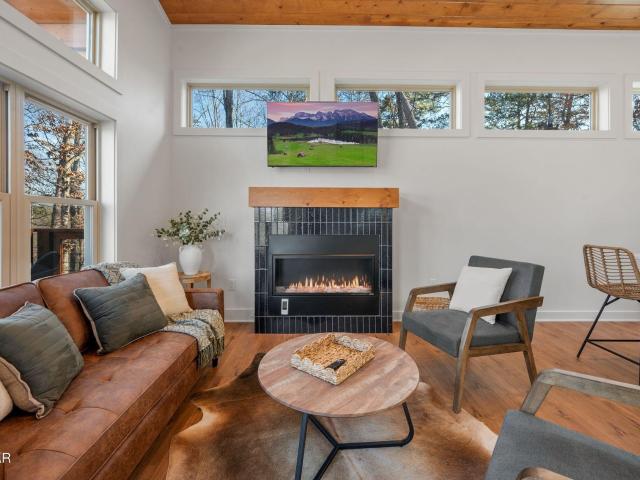 Duplex for sale in Tennessee