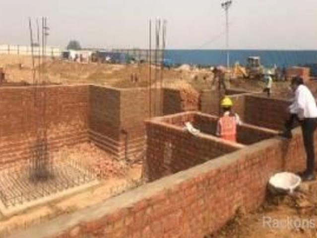 Land for sale in Hariana