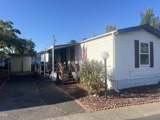 House for sale in Oregonia