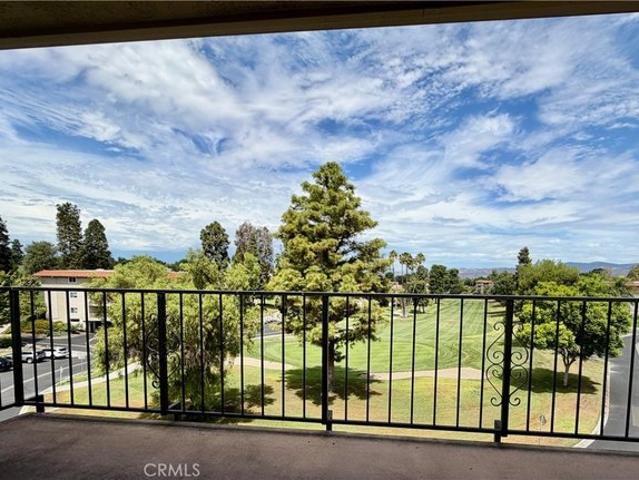 Condo for sale in Laguna Woods, California