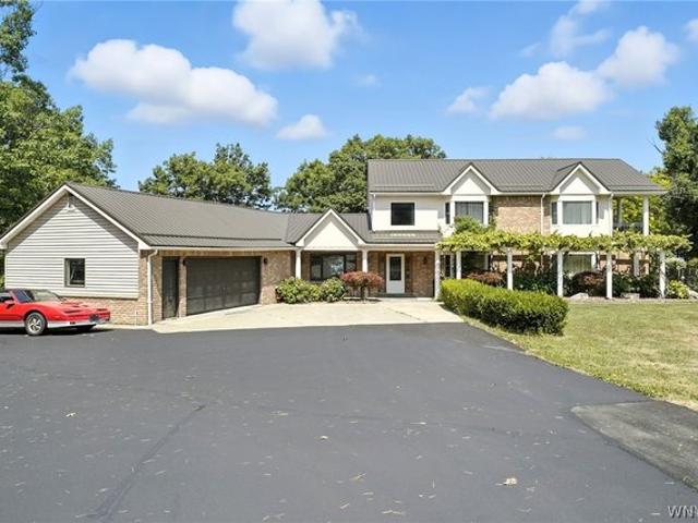House for sale in Silver Creek, New York