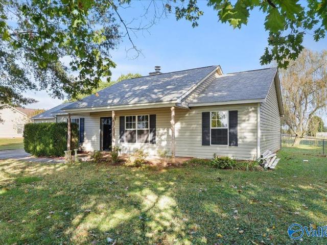 House for sale in New Market, Alabama