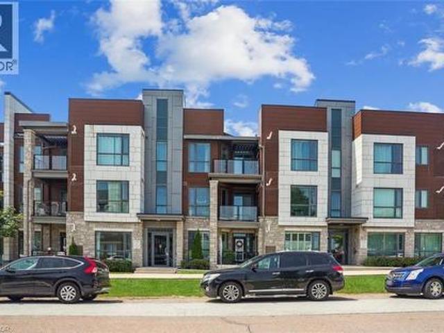 Townhouse for rent in Oakville, Ontario