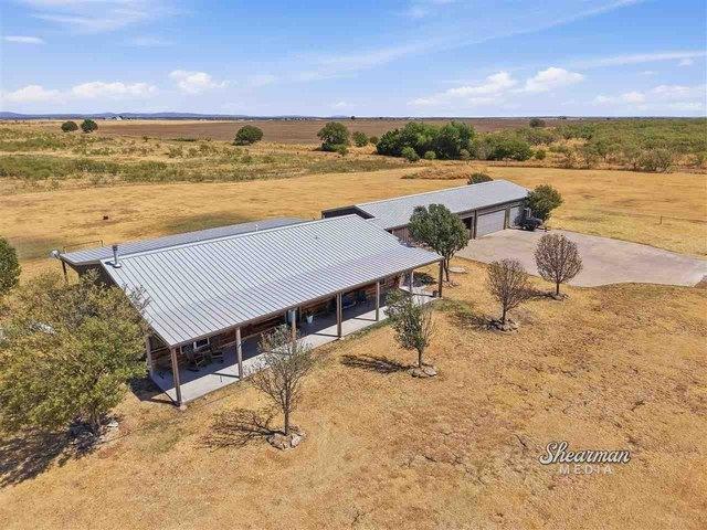 House for sale in Chattanooga, Comanche County