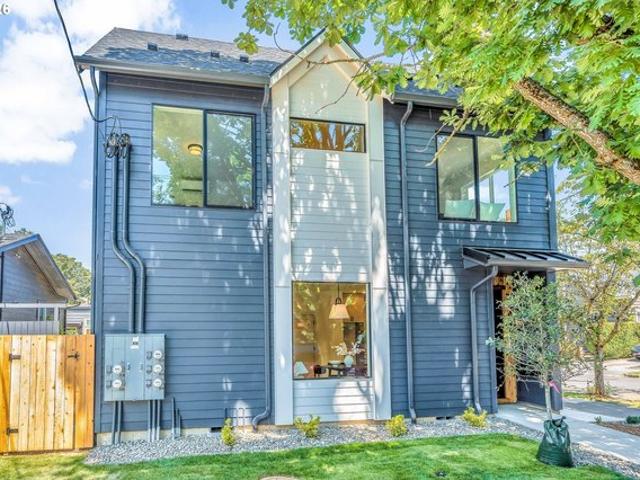 Townhouse for sale in Oregonia