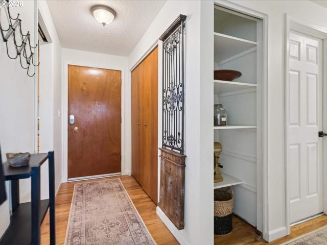 House for sale in Woodburn, Marion County