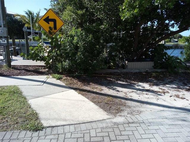 Land for sale in Holmes Beach, Florida