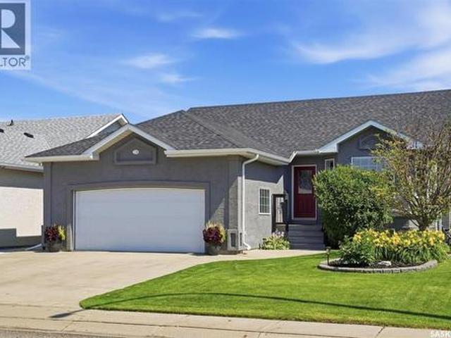House for sale in Saskatoon, Saskatchewan