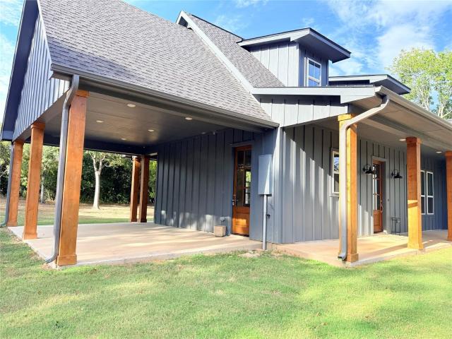 House for sale in Chappell Hill, Texas