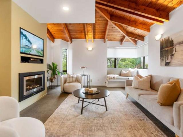 House for sale in Wairau Valley