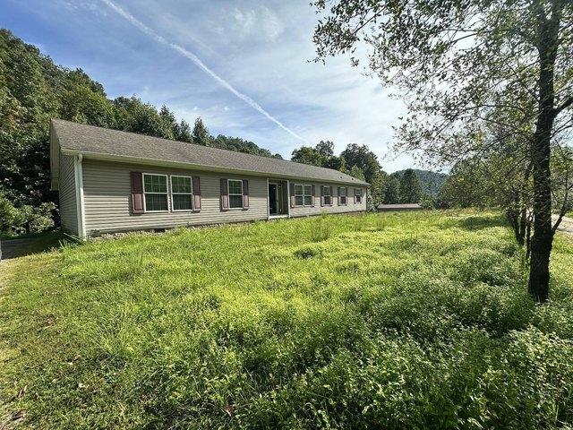 House for sale in Amma, Roane County