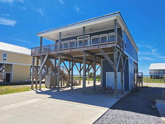 House for sale in Grand Isle, Louisiana