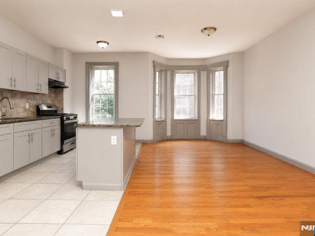 House for sale in Hudson, New Jersey