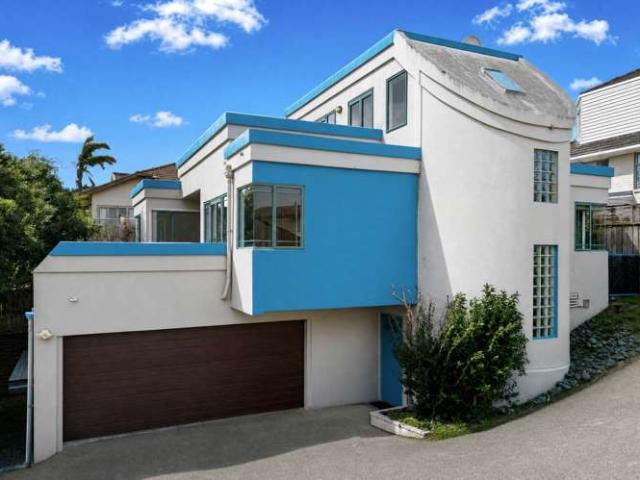 House for sale in Whangaparaoa