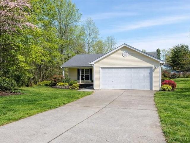 House for sale in Mount Airy, Georgia