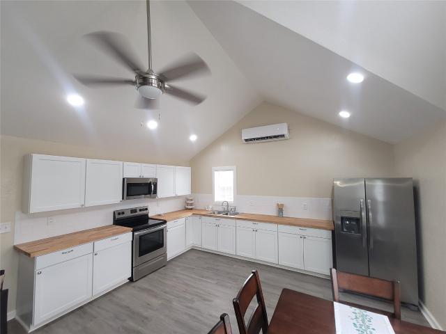 Property for rent in Palacios, Texas