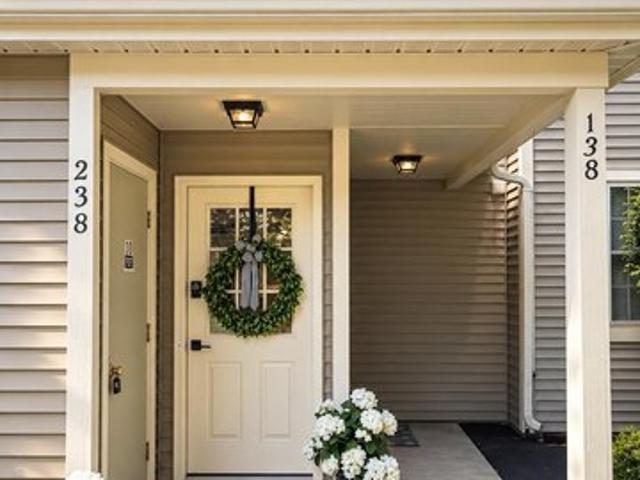 Condo for sale in Saratoga, New York