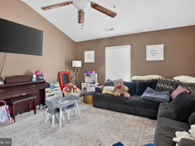 Townhouse for sale in Pocomoke City, Maryland
