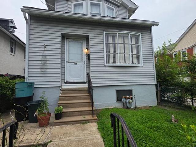House for sale in East Lansdowne, Delaware County