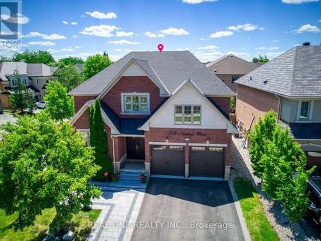 House for sale in Oakville, Ontario