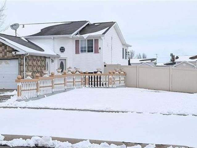 House for sale in Pinewood, West Fargo