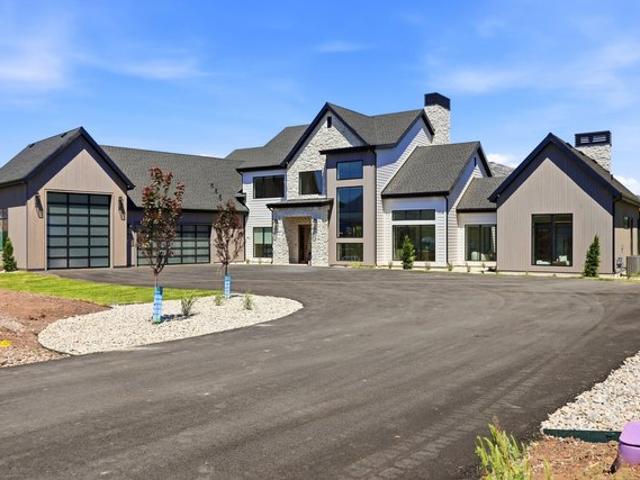 House for sale in Huntsville, Utah