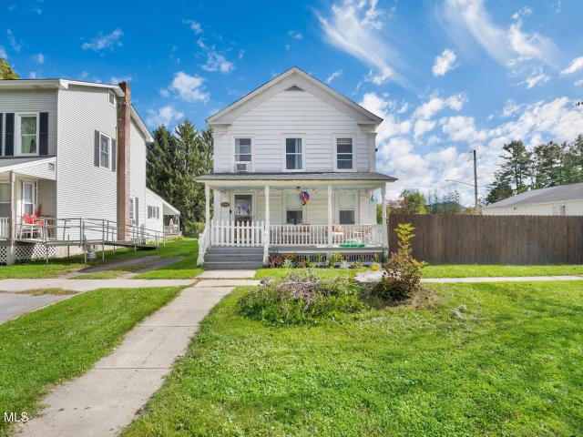 House for sale in Town of Salem, Washington County