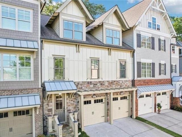 Townhouse for sale in Canton
