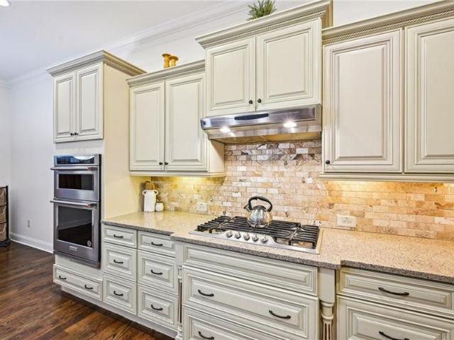 Townhouse for sale in Canton