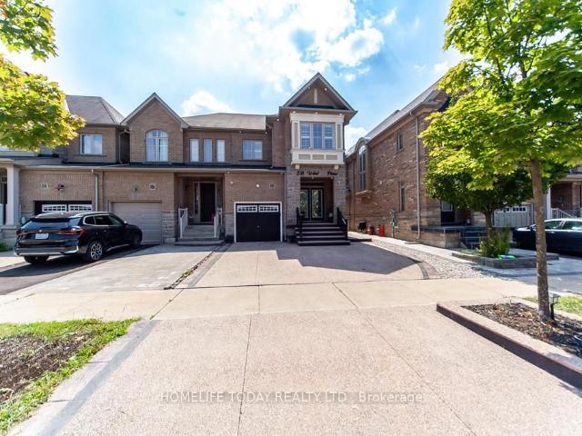 Townhouse for sale in Woburn, Ontario