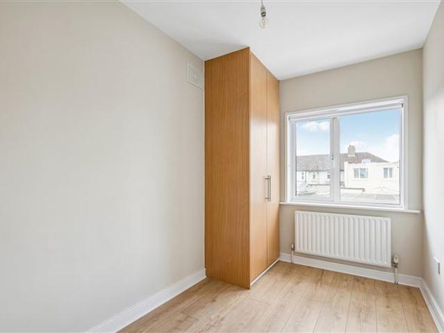 Detached House for sale in Kimmage Cross Roads, Dublin