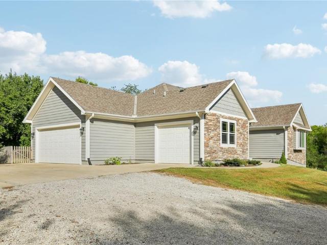 House for sale in Peculiar, Cass County